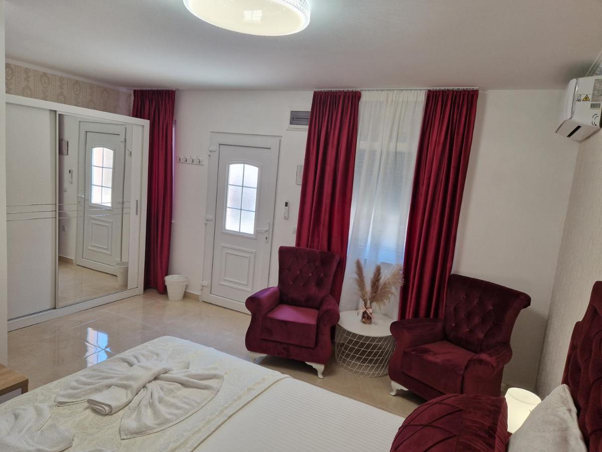 Apartment Sobe I Tena